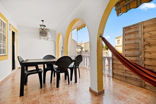 Holiday Home 'casa en la playa con piscina y terraza MAX'