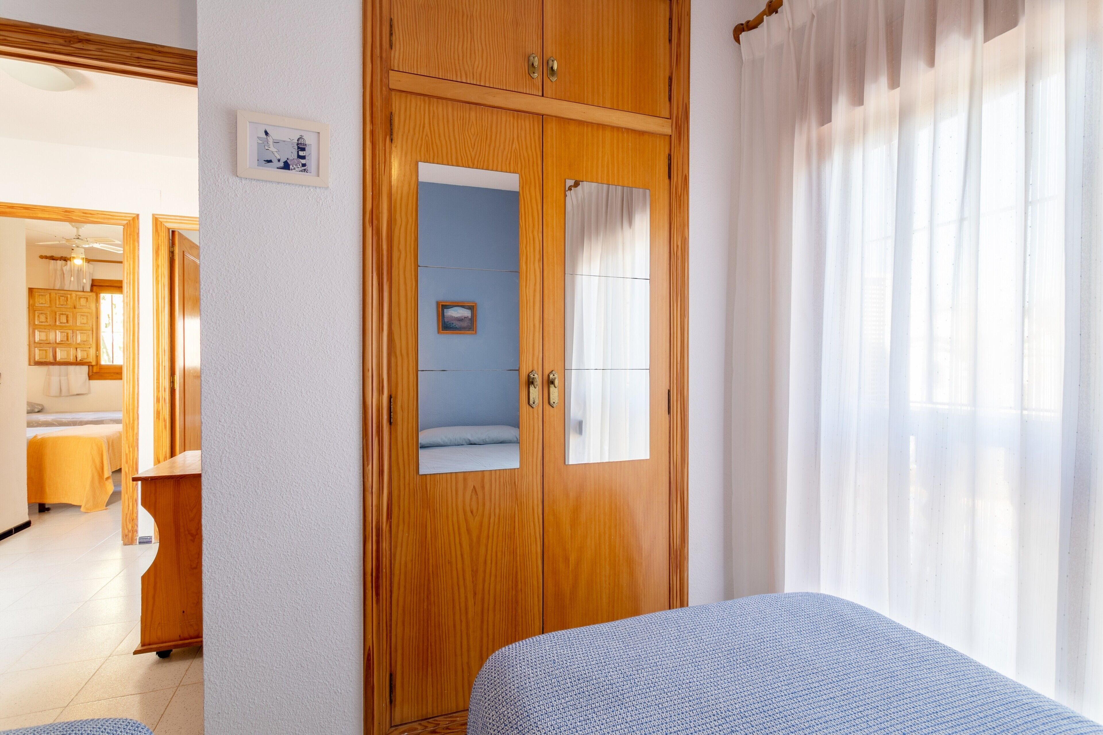 3 bedrooms, iron/ironing board, free WiFi, bed sheets