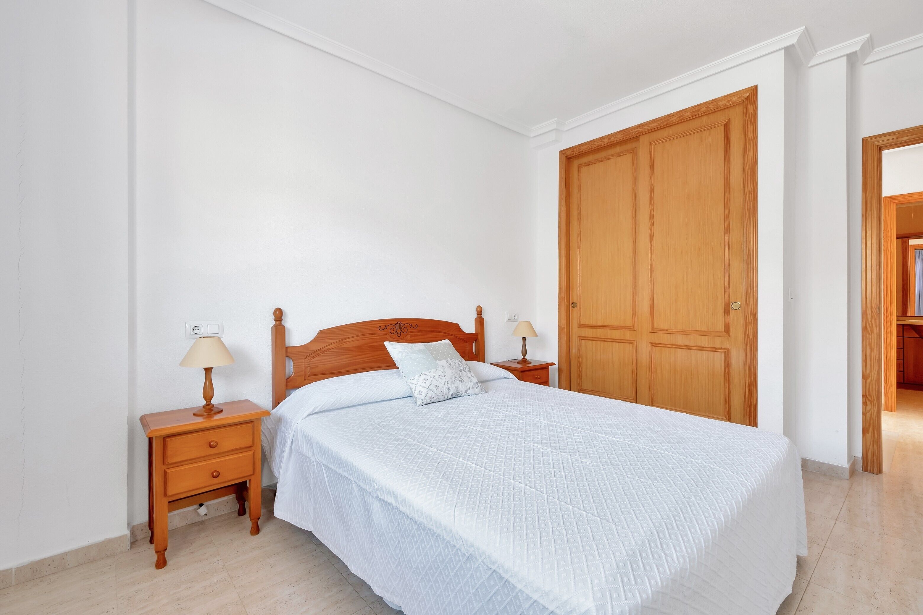 3 bedrooms, free WiFi, bed sheets