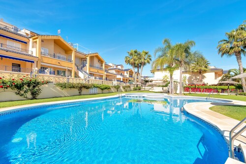 Holiday Home 'casa en la playa con piscina y terrazas n. Grande"