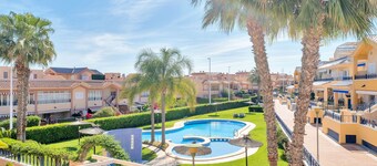 Holiday Home 'casa en la playa con piscina y terrazas n. Grande"