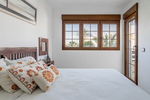 3 habitaciones y ropa de cama 