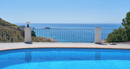 Villa "Casa Beto" : Vue Mer, Piscine, Jardin et Wi-Fi