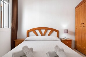 2 Schlafzimmer, Bügeleisen/Bügelbrett, kostenloses WLAN, Bettwäsche