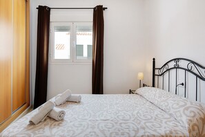 3 Schlafzimmer, Bügeleisen/Bügelbrett, kostenloses WLAN, Bettwäsche