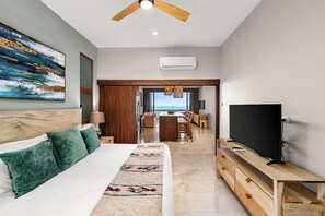 3 bedrooms, iron/ironing board, free WiFi, wheelchair access