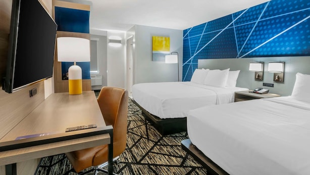 Room - Comfort Inn (Kansas City)