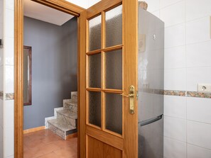 Interior - House with A/C, BBQ & Parking, 230m from La Paella Beach (Torredembarra)