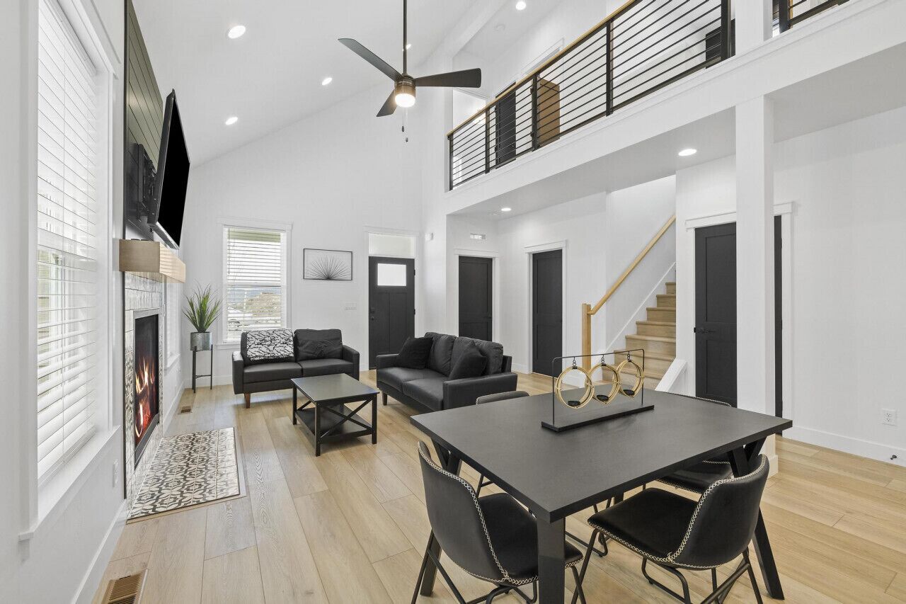 Par Place Villa · NEW! Par Place Villa- Post falls