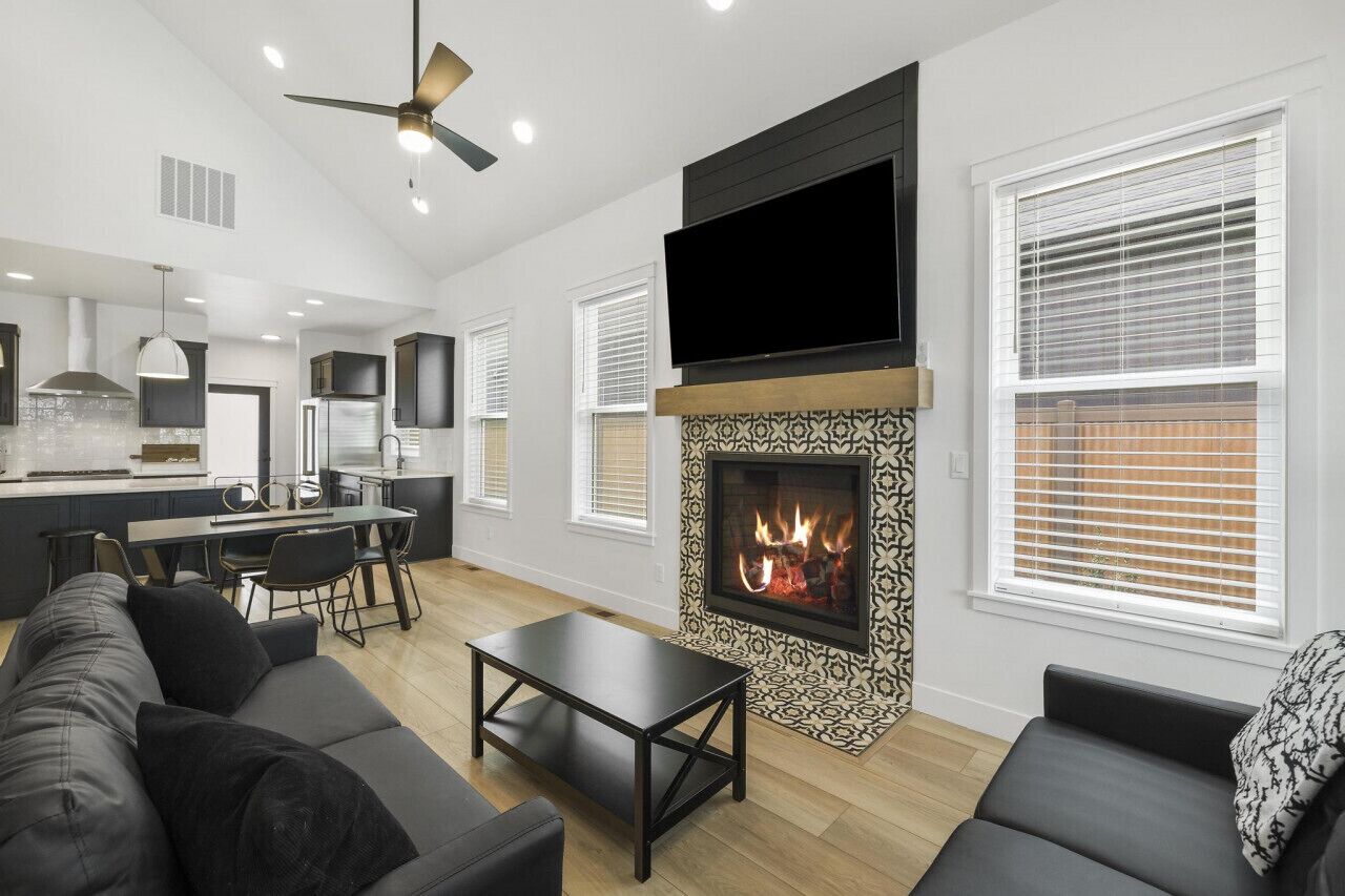 Par Place Villa · NEW! Par Place Villa- Post falls