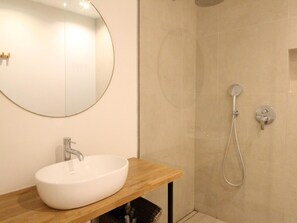 Hair dryer - Modern Duplex Apartment Near Beach & Center - Del Parque Flats Constancia V3 (Málaga)