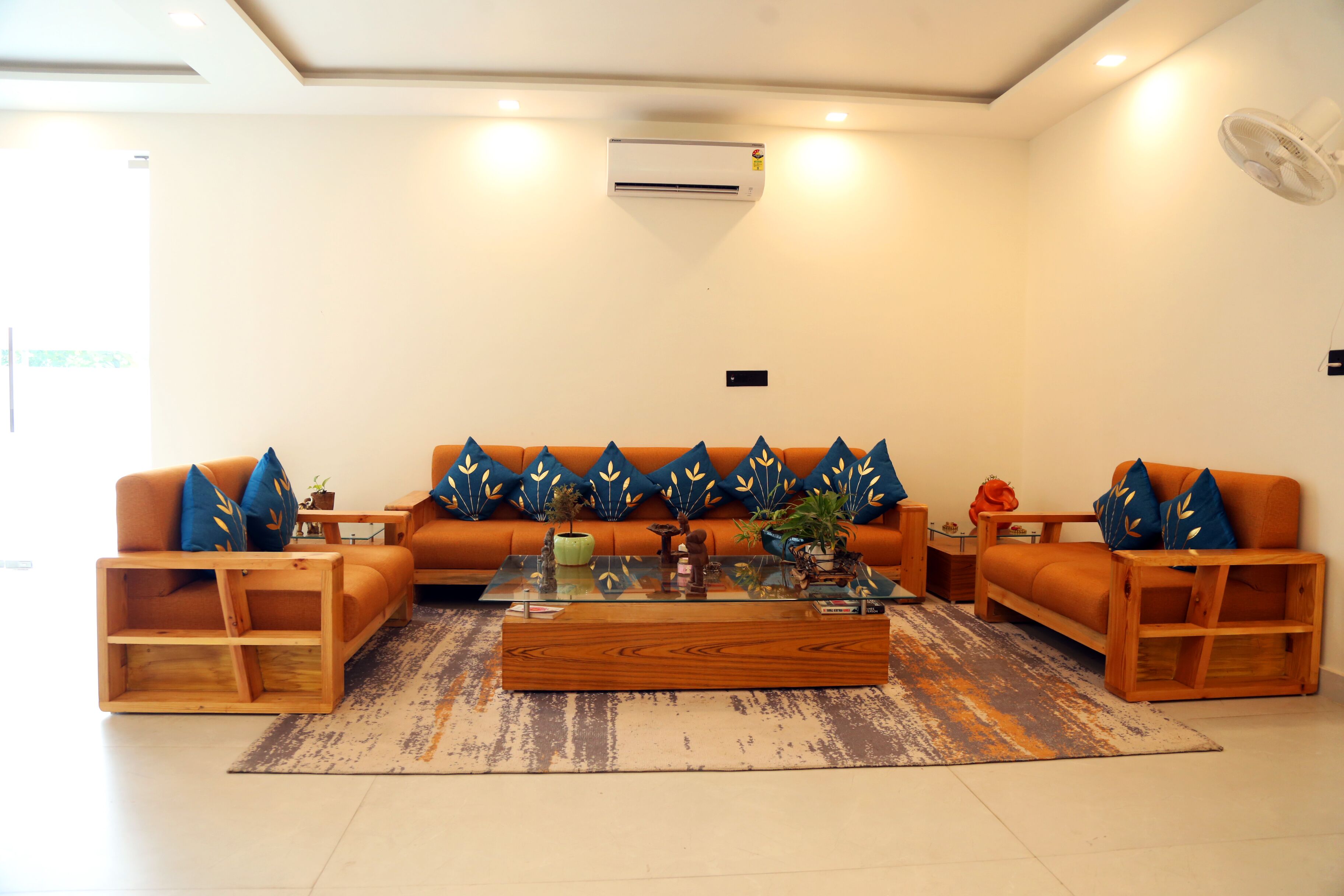 Pumpkin Hotels Corbett, Tusk N Wood