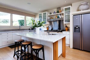 Fridge, microwave, dishwasher, toaster