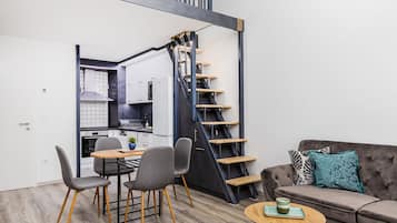 1 habitación, ropa de cama de alta calidad y escritorio
