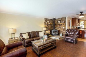 TV, fireplace, offices - Dog-Friendly Midtown Bend Home w/ Fenced Yard (Bend)