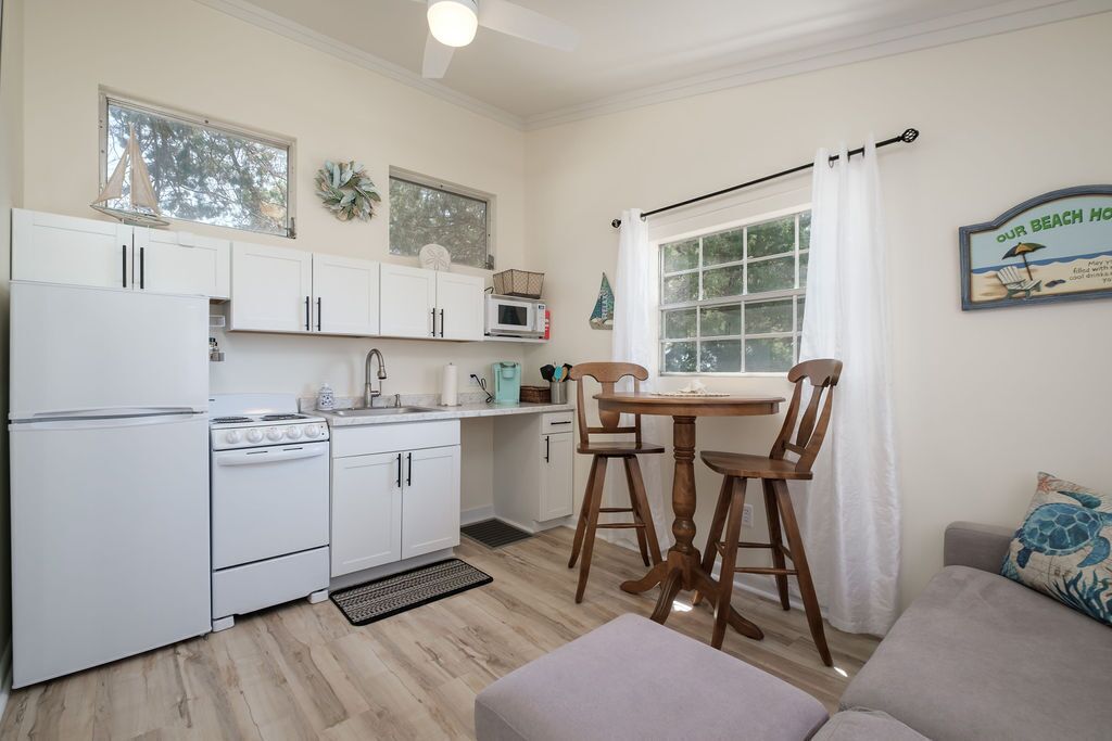 Sunset Brooke's w/ amazing sunset views!