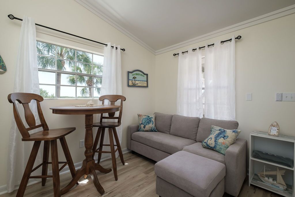 Sunset Brooke's w/ amazing sunset views!