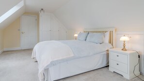 2 Schlafzimmer, Bügeleisen/Bügelbrett, Reisekinderbett, kostenloses WLAN