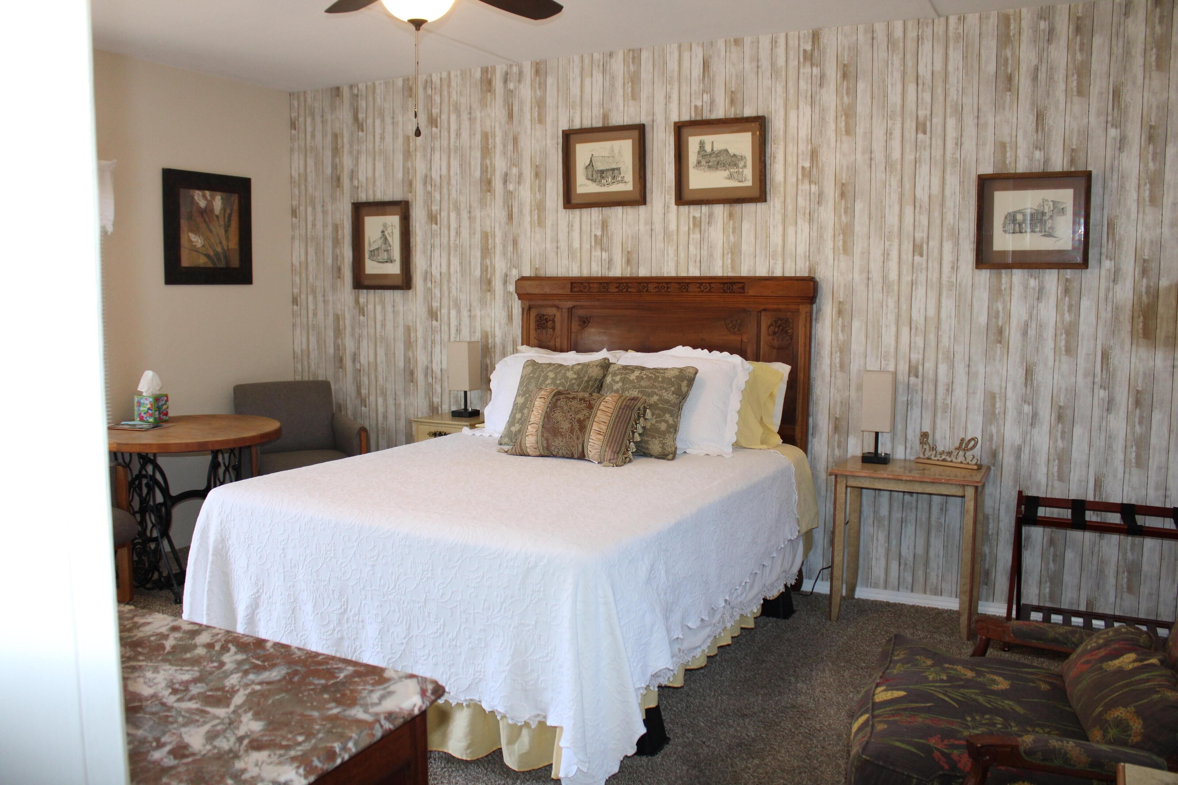 客房, 1 張加大雙人床 | 1 間臥室、獨特裝潢、布置獨特、免費無線上網