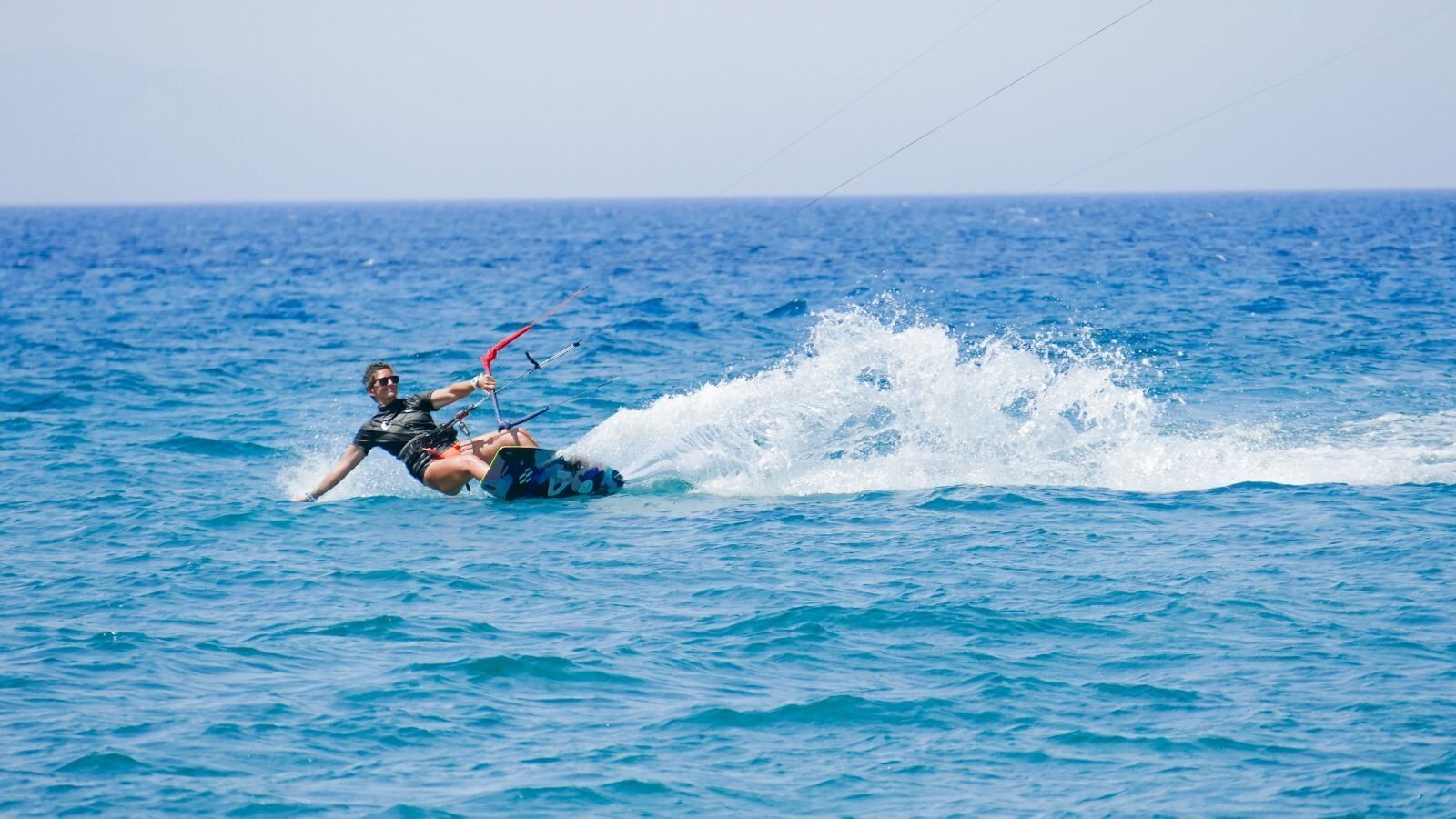 Surfing/bodyboarding
