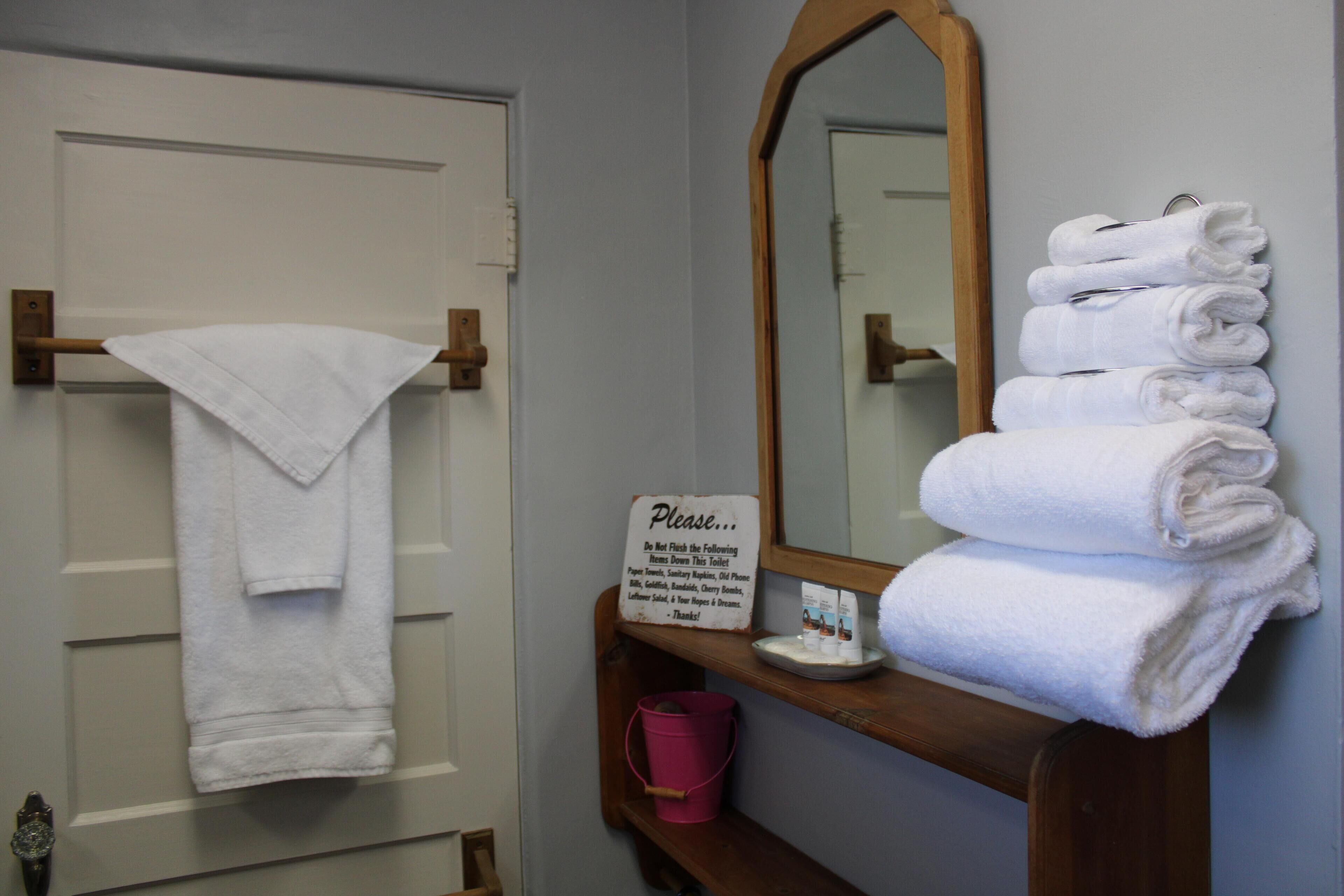 1 غرفة نوم وبديكورات فريدة لكل غرفة وطراز فريد لكل وحدة وواي فاي