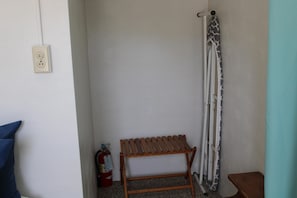 Interior - The Bonnie Inn Unit 2 (San Andreas)