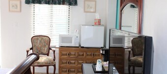 The Bonnie Inn Unit 2