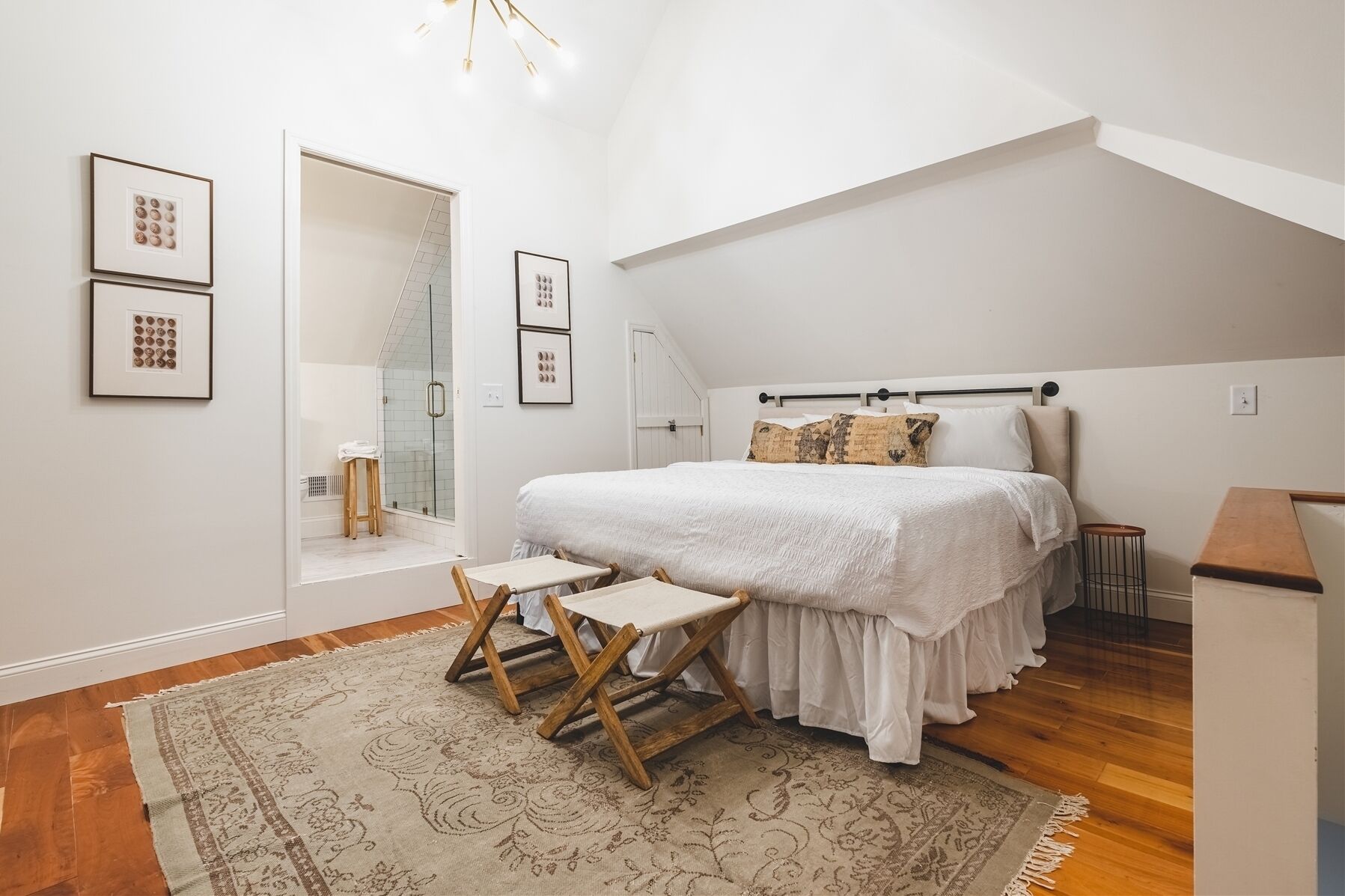 Eagle`s Nest at The Henry House