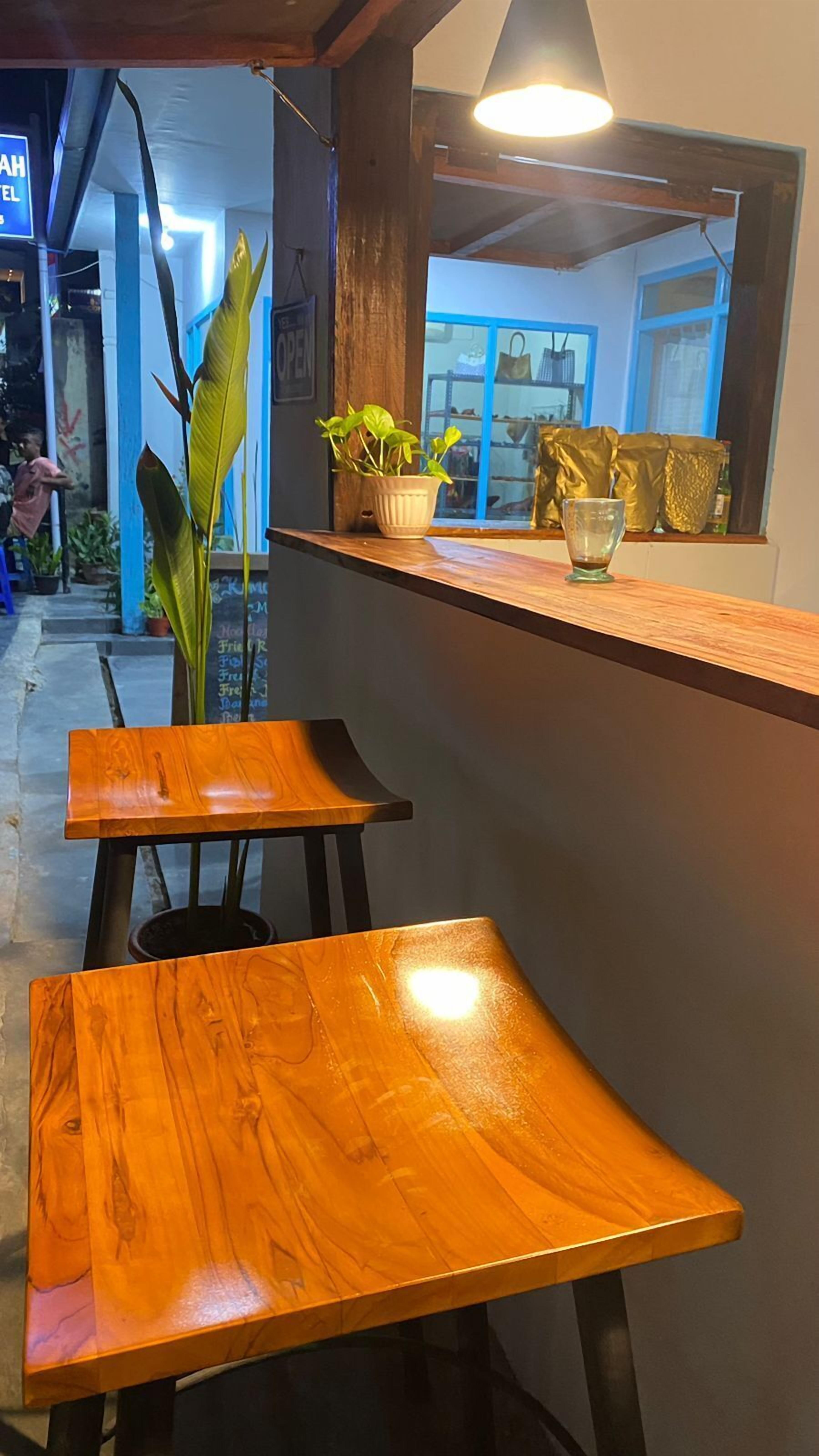 Foto - Komodo Indah Hotel and Hostel