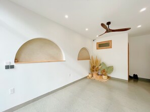 Reception - Baphu Apartment-5min walk to MyKhe beach (Da Nang)