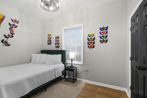 3 bedrooms, WiFi, bed sheets