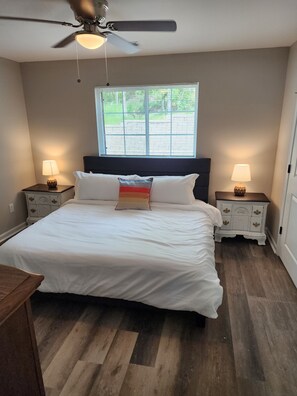 2 bedrooms, iron/ironing board, WiFi, bed sheets