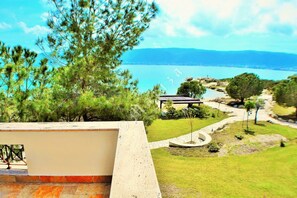 Property grounds - Villa Beyond Paradise (Διάπορος Χαλκιδικής)