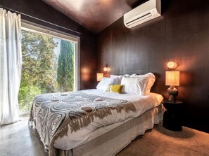 4 bedrooms, WiFi