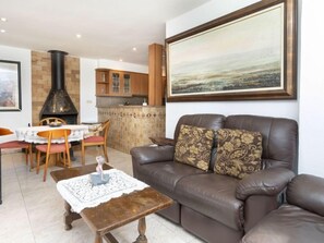 TV - Vacation home Gemma by Interhome (L'Escala)