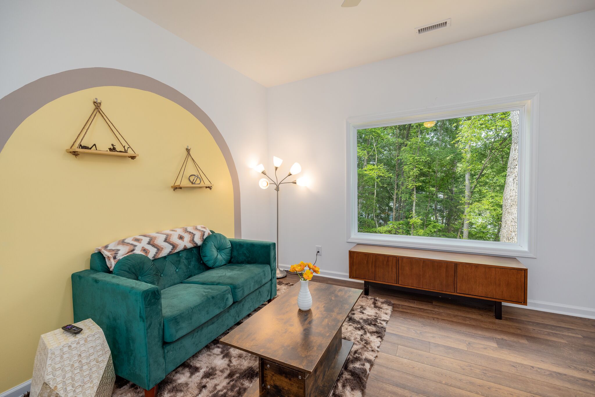 Waterfront * Coffee Bar * Kayaks/SUPs * Fire Pit