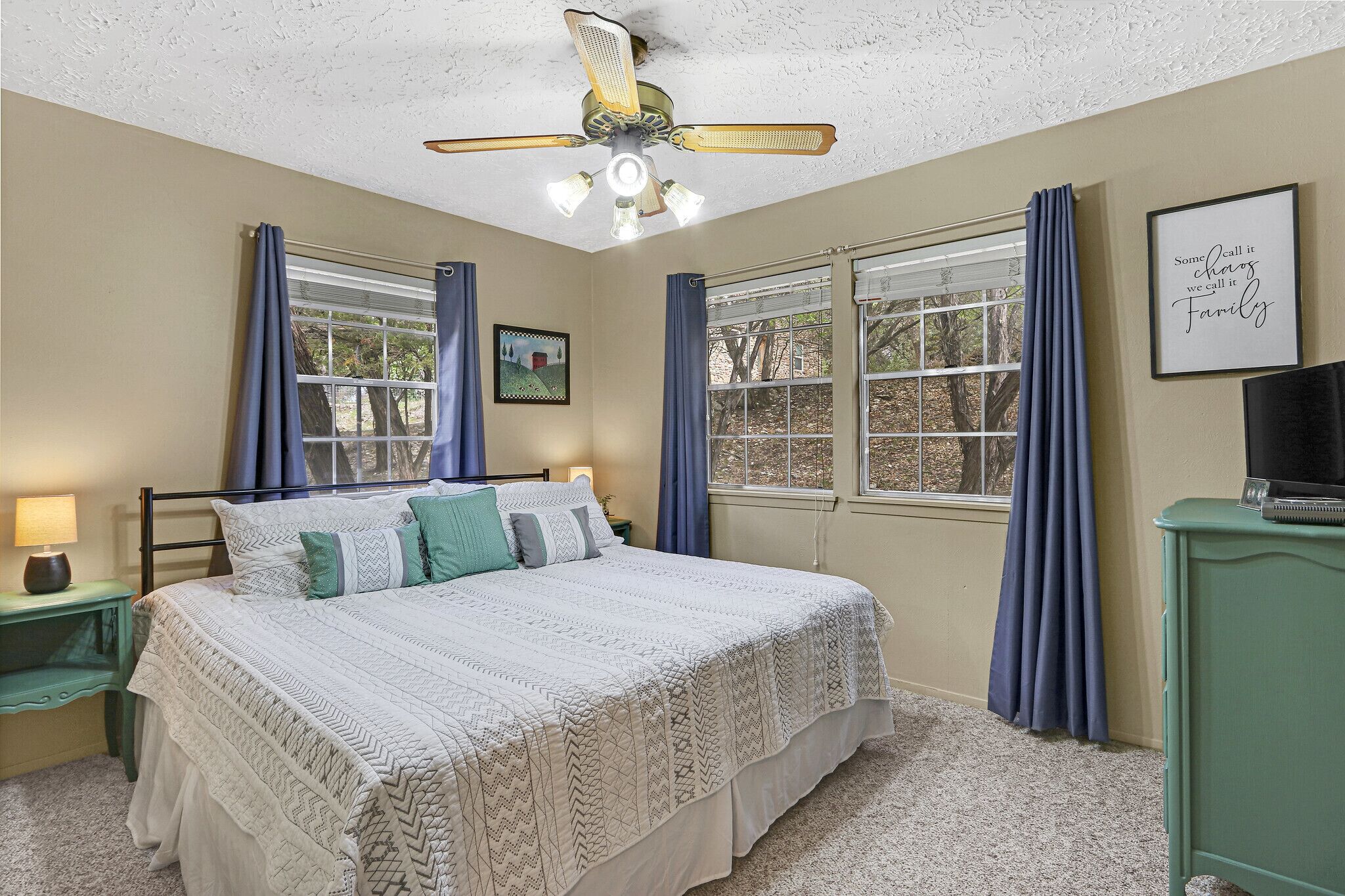 Hillcroft House I Wimberly I 3/2 with Fire Pit