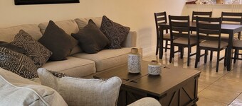 Peacefull villa in Lake Marion Golf Resort,all amenite,35' to the park atraccion