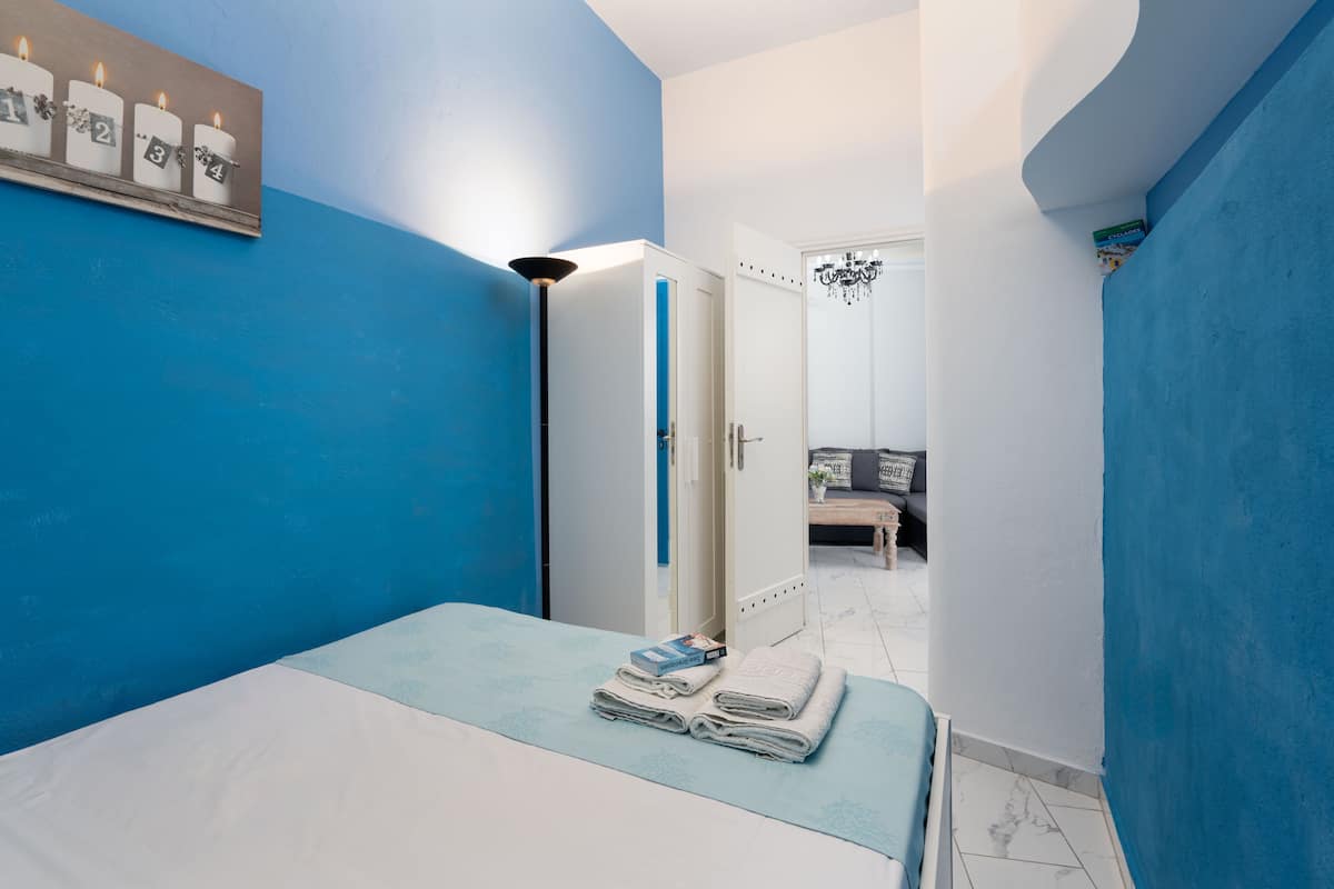 1 bedroom, in-room safe, individually decorated, individually furnished