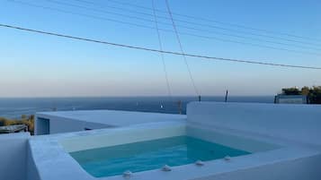 Suite Supérieure, bain à remous, vue mer | Vue de la chambre
