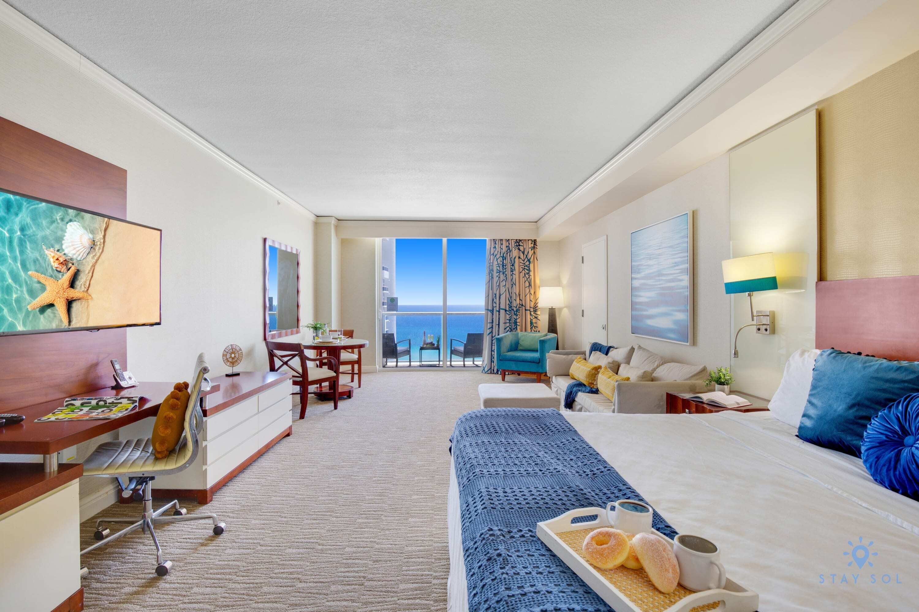 Escrivaninha, ferros/tábuas de passar roupa, berço de viagem, Wi-Fi