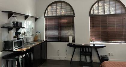 Stylish Hotel Room in Biscayne Blvd - 4Z