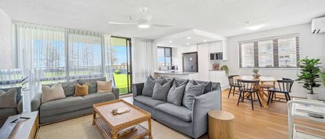 Téléviseur, livres