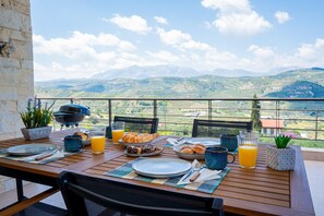 Comfort Villa | Terrace/patio - Villa Penelope-Live Cretan Hospitality (Heraklion)