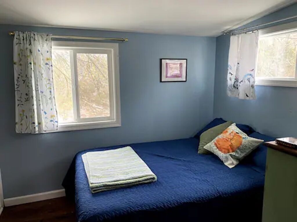 Spring Side Cabin at Skipwillow Farm