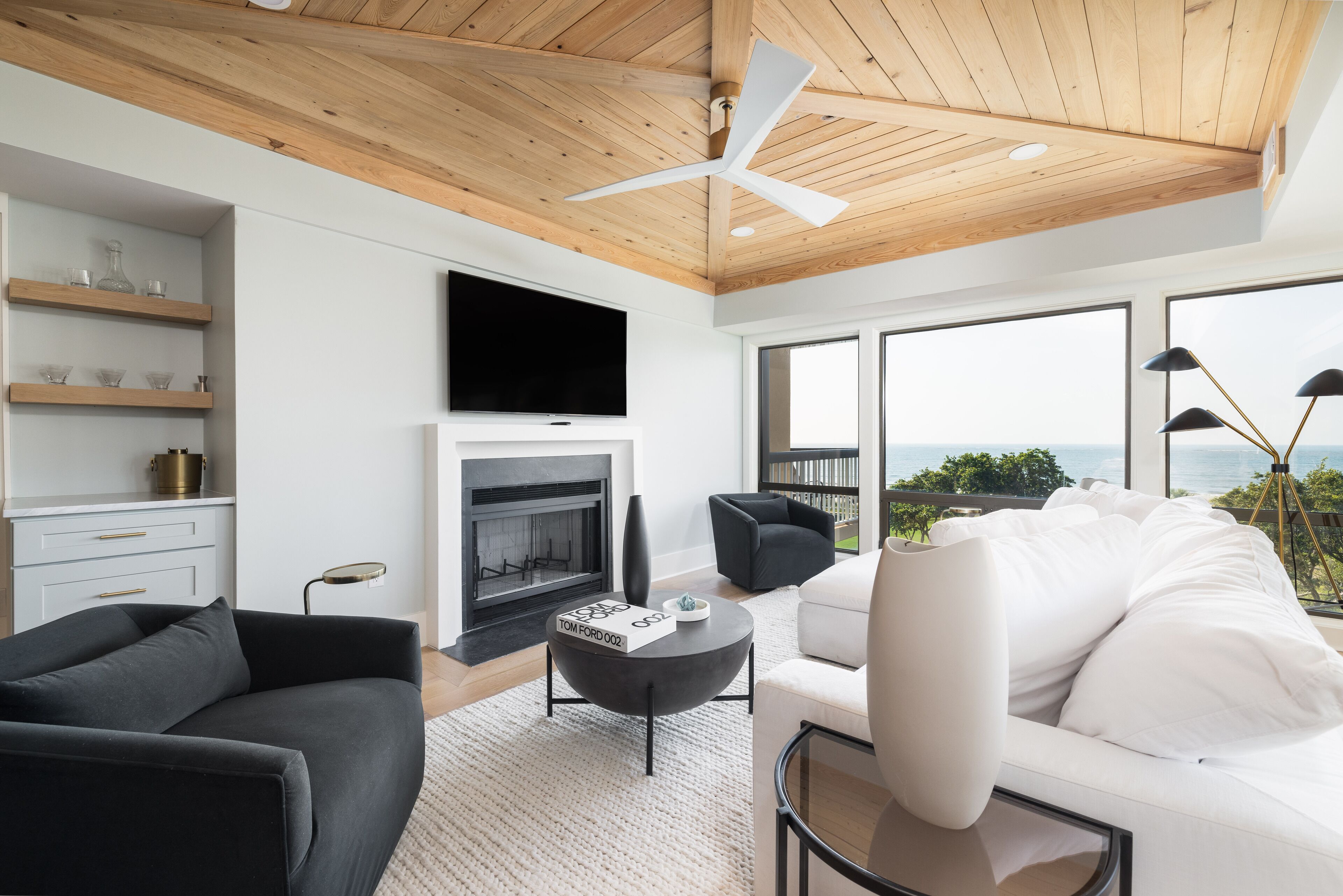 Stunning completely remodeled 3 bedroom bath oceanfront villa in Wild Dunes