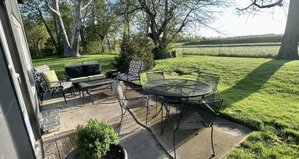 Sidelines @ Grand Park Game Room Basketball Court Sleeps 13+