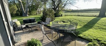 Sidelines @ Grand Park Game Room Basketball Court Sleeps 13+