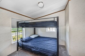 3 bedrooms, Internet, bed sheets
