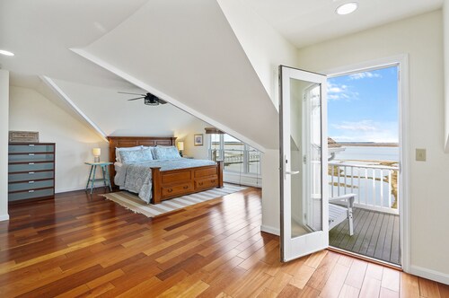 Paradise by Seaside Vacations & Sales